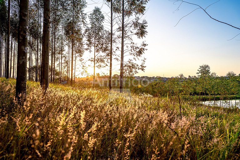 Sítio família e amigos com piscina e churrasqueira
