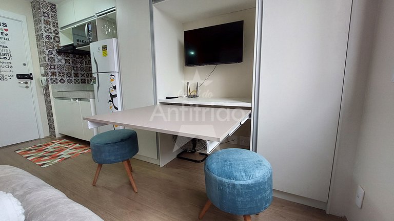 Studio perto das compras do Brás com piscina