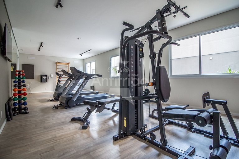 Studio perto das compras do Brás com piscina