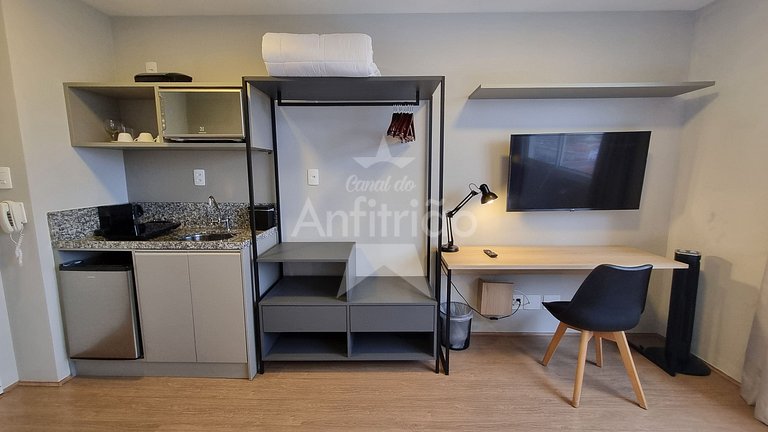 Studio no Brás a 200 m do metrô perto das compras