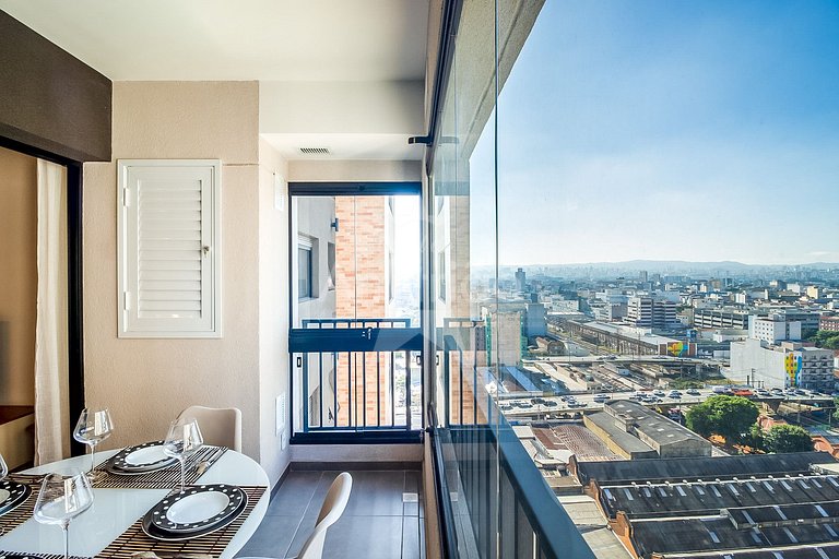 Skyline do 17º andar em Resort no Brás com garagem