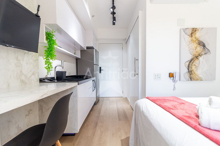 Perto do Ibirapuera com ar condicionado e piscina