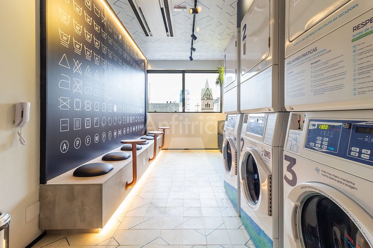 Jardins super vista do 21º andar com ar e piscina