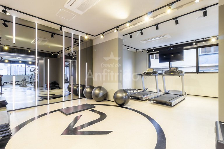 Jardins super vista do 21º andar com ar e piscina