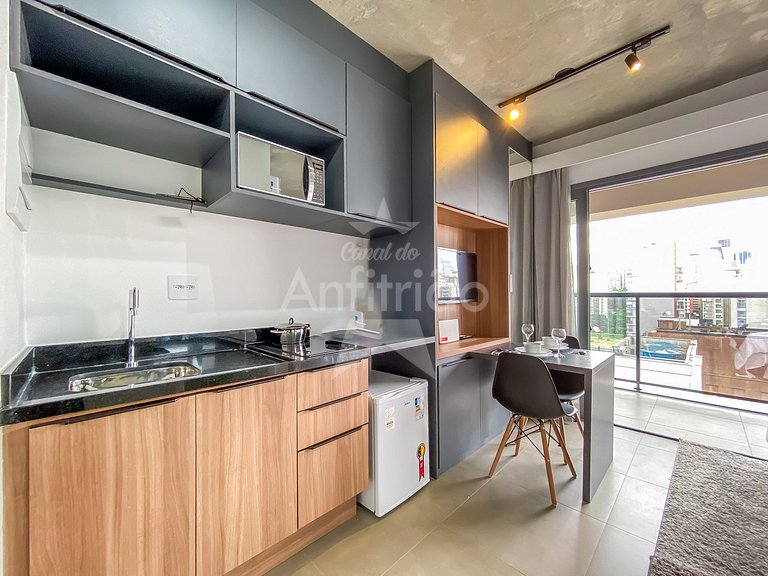 Jardins super vista do 21º andar com ar e piscina