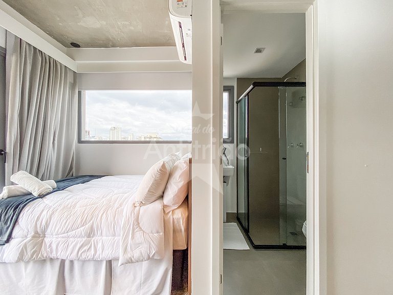 Jardins super vista do 21º andar com ar e piscina