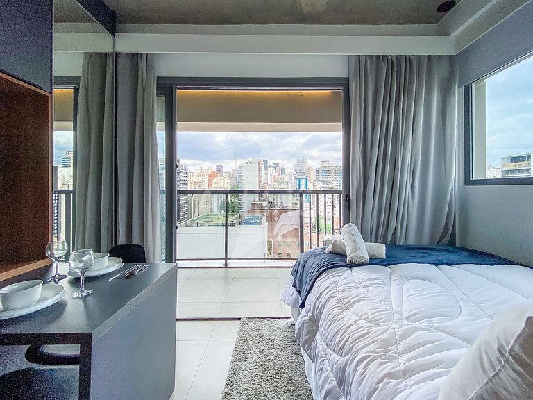 Studio nos Jardins, 21º andar com A/C e Piscina