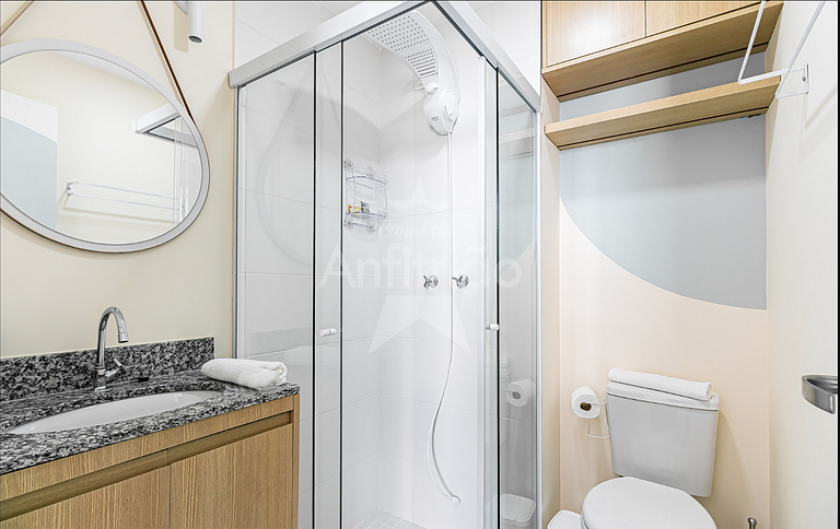 Studio no 17º andar no Brás + compras