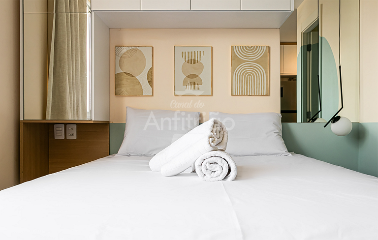 Studio no 17º andar no Brás + compras