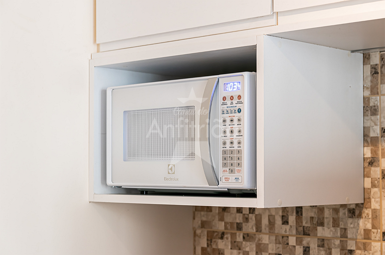 Studio no 17º andar no Brás + compras