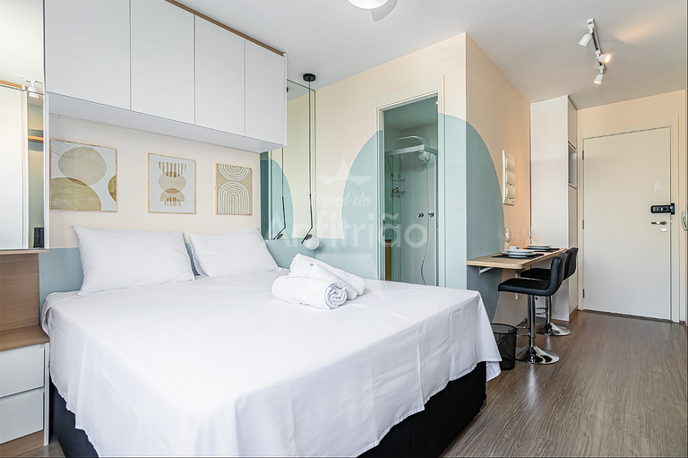 Studio no 17º andar no Brás + compras