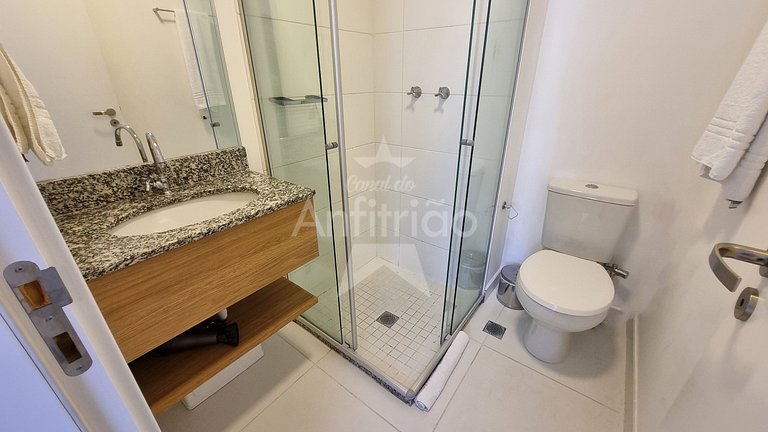 Studio no Brás a 200 m do metrô em 6x s/juros