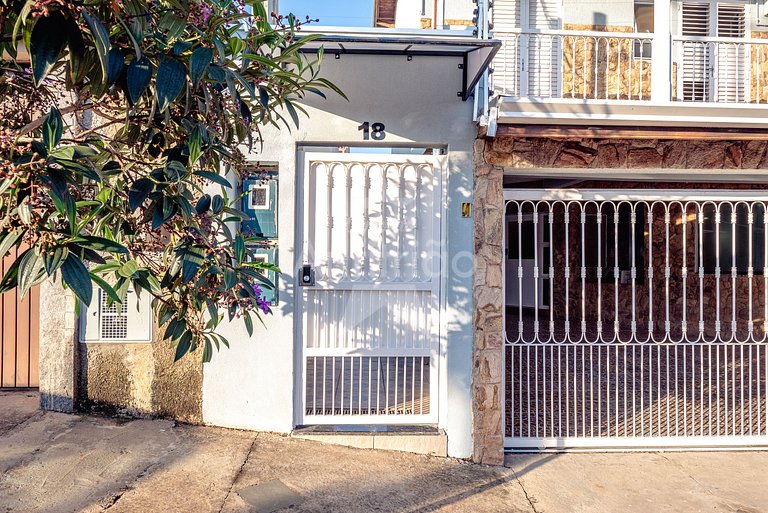 Vilinha Boituva | Lindo loft p/ 3 com A/C + sacada