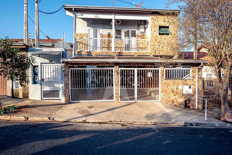 Vilinha Boituva | Lindo loft p/ 3 com A/C + sacada