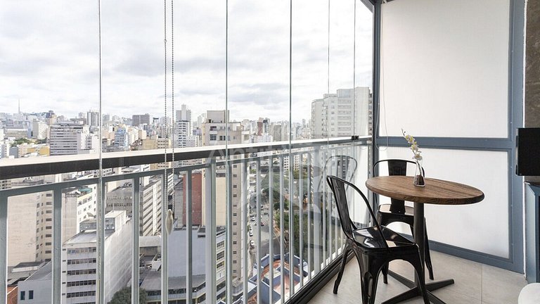 Studio 19º com vista da cidade A/C + piscina