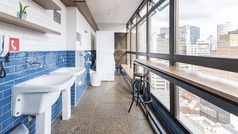Studio 19º com vista + A/C + piscina | 6x s/ juros