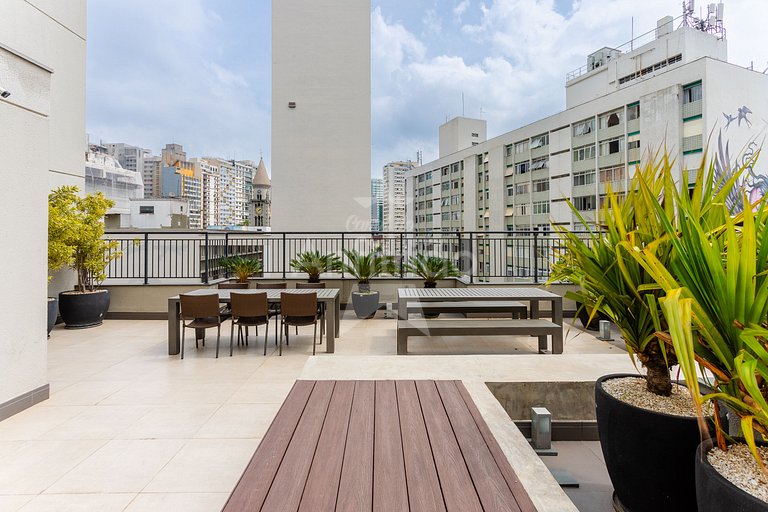 Studio no centro com A/C pertinho do metrô