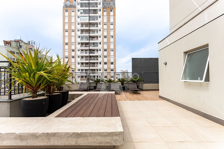 Studio no centro com A/C pertinho do metrô