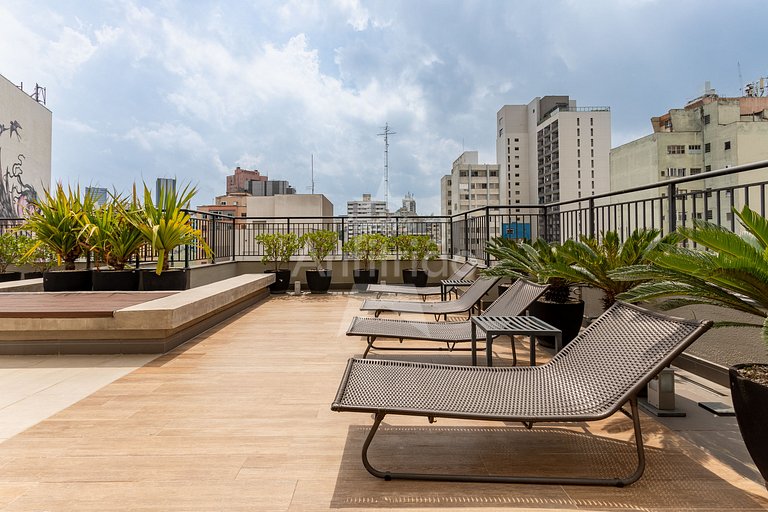 Studio no centro com A/C + metrô em 6x sem juros