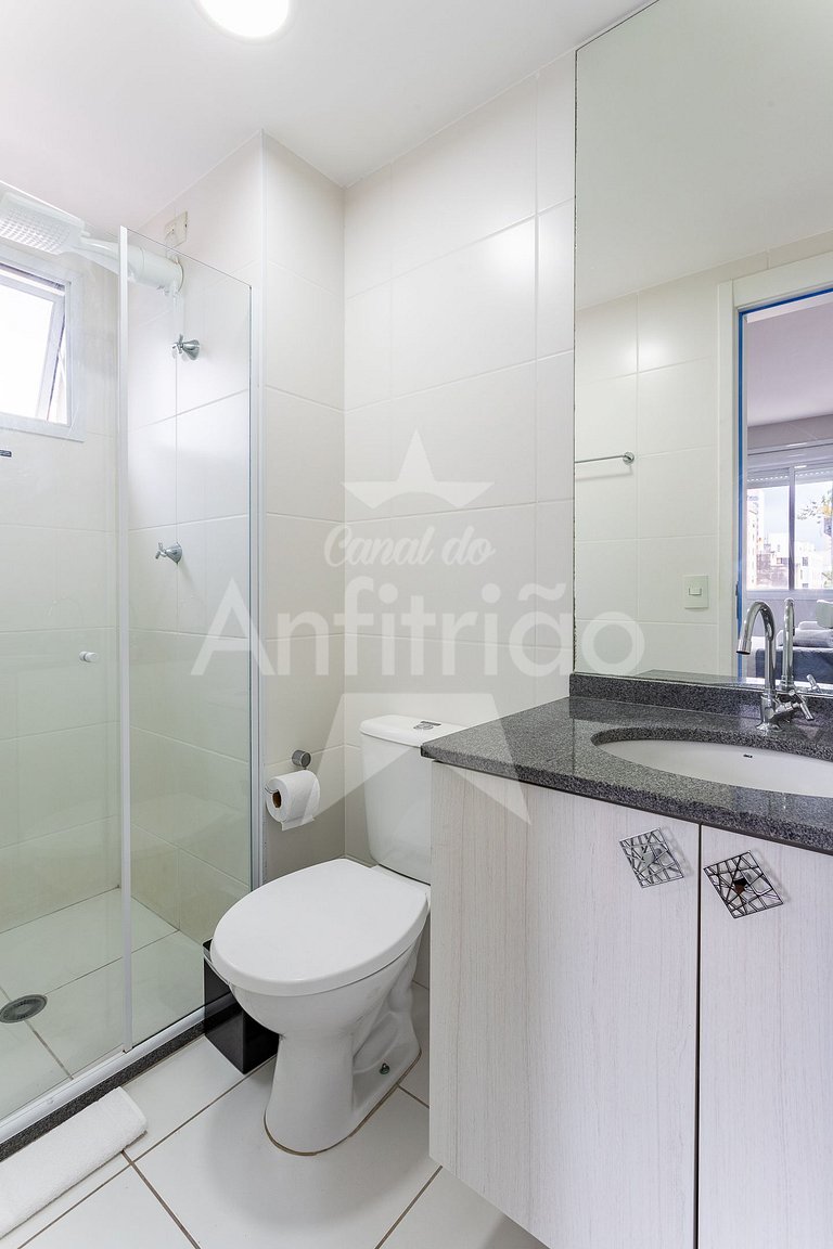 Studio no centro com A/C + metrô em 6x sem juros