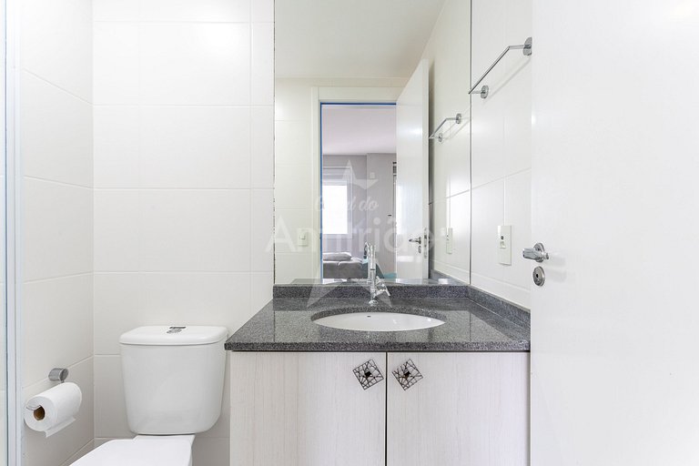 Studio no centro com A/C pertinho do metrô