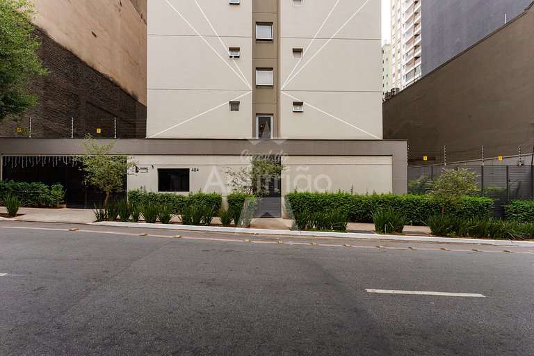 Studio no centro com A/C + metrô em 6x sem juros