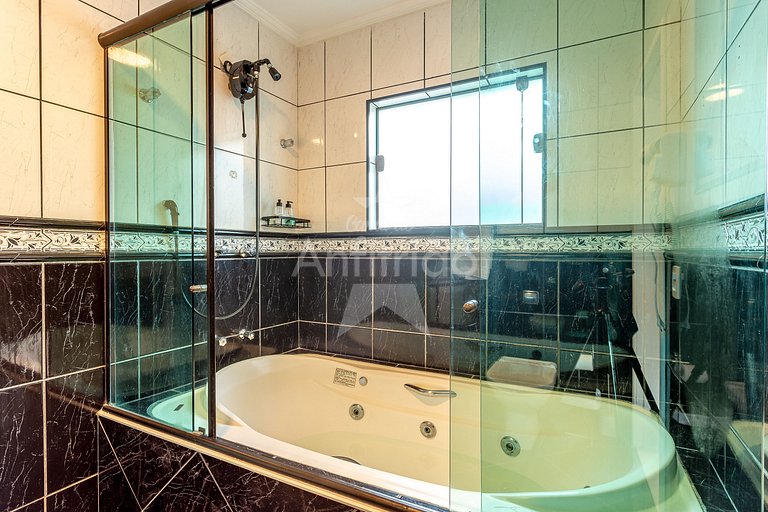 Vilinha Boituva | Apê varanda + ar e banheira hidro