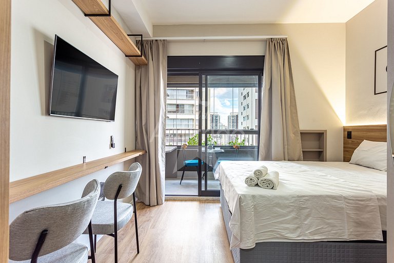 Studio a 300 m Allianz Parque com ar condicionado