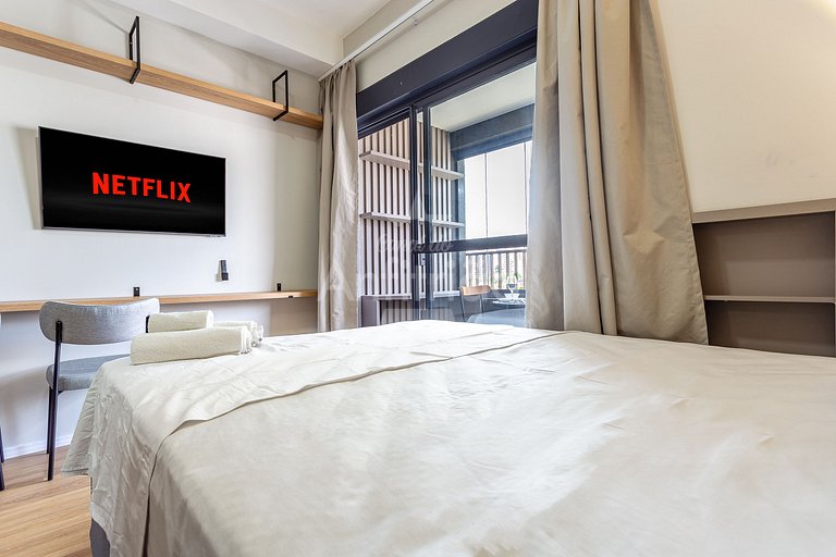 Studio a 300 m Allianz Parque com ar condicionado