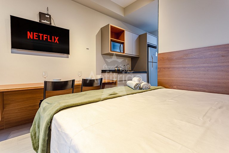 Studio próximo ao Allianz com ar condicionado