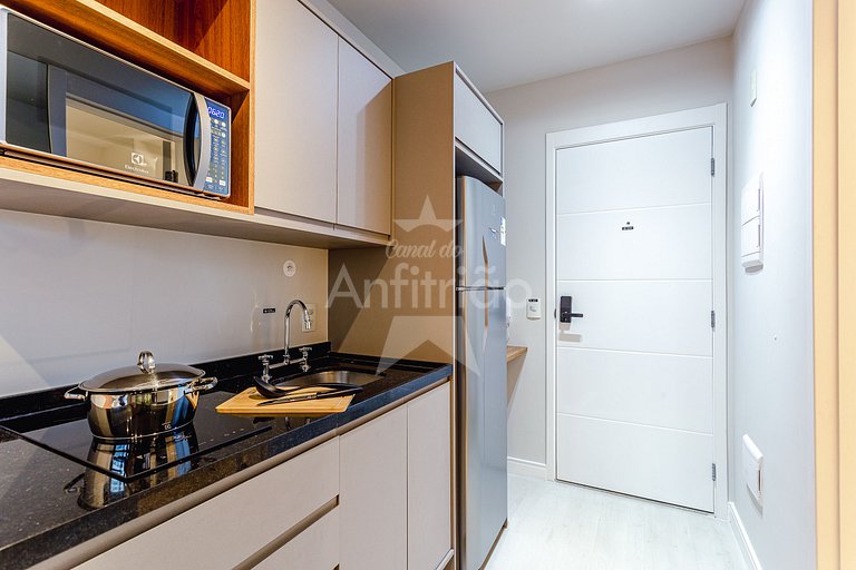 Studio próximo ao Allianz com ar condicionado