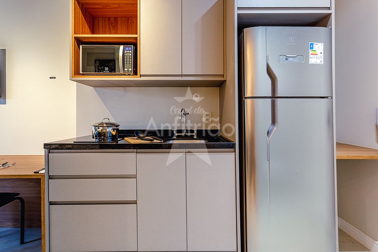 Studio próximo ao Allianz com ar condicionado