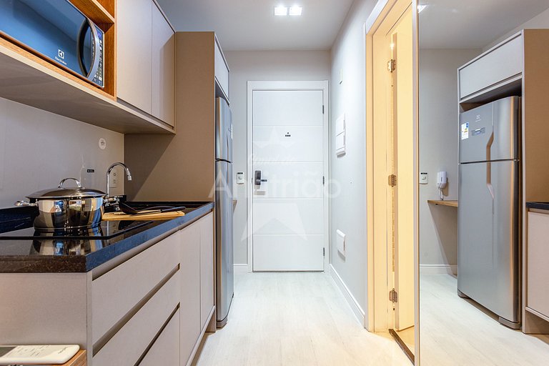 Studio próximo ao Allianz com ar condicionado