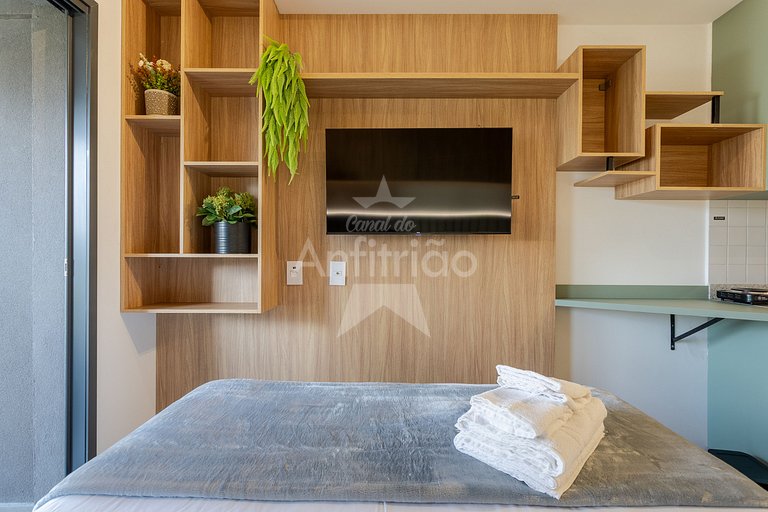 Studio na Liberdade com piscina, A/C e cowoking