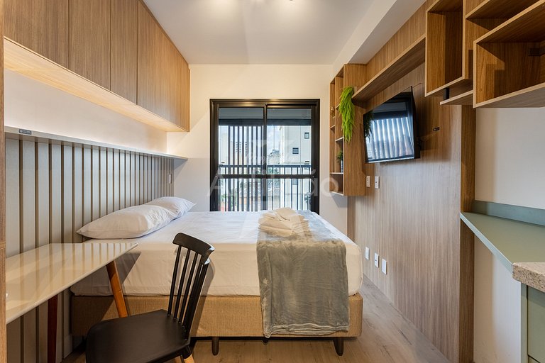 Studio na Liberdade com piscina, A/C e cowoking