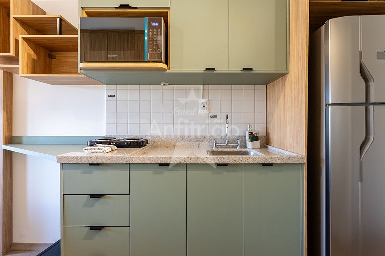 Studio na Liberdade com piscina, A/C e cowoking