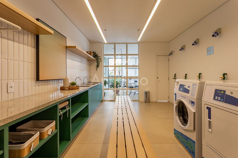 Studio na Liberdade com piscina, A/C e cowoking