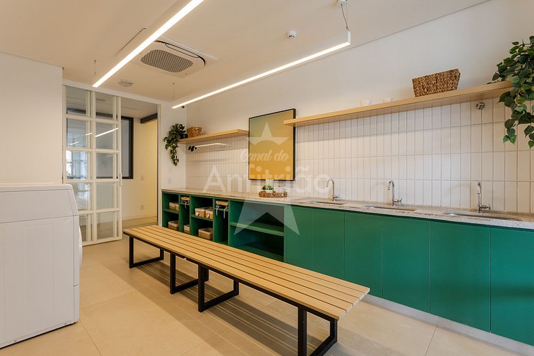 Studio na Liberdade com piscina, A/C e cowoking