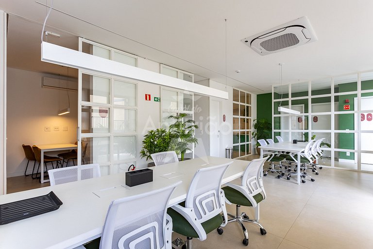 Studio na Liberdade com piscina, A/C e cowoking