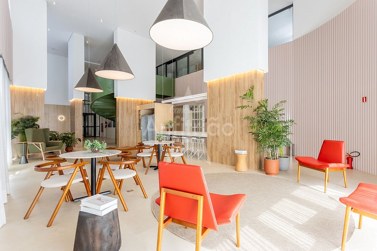 Studio na Liberdade com piscina, A/C e cowoking