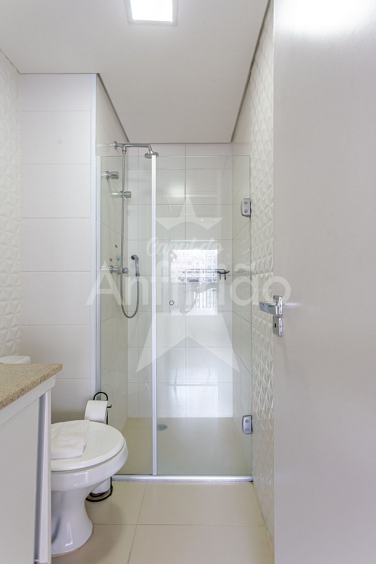 Studio Aurora perto de tudo com A/C + garagem