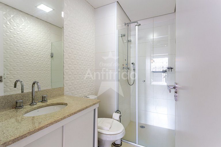 Studio Aurora perto de tudo com A/C + garagem