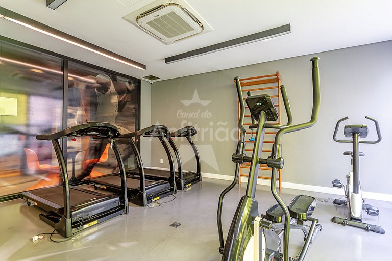 Studio Aurora perto de tudo com A/C + garagem