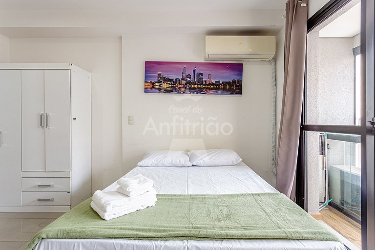 Studio Aurora c/ ar condicionado próx ao metrô