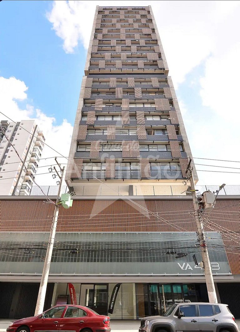 Apê verdin 4º andar com A/C ao lado do Allianz