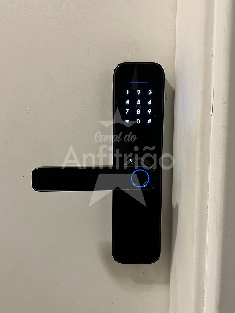 Apê verdin 4º andar com A/C ao lado do Allianz