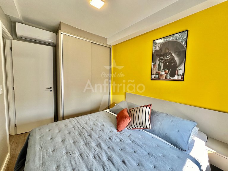 Apê Yellow 8º andar Allianz com ar e garagem