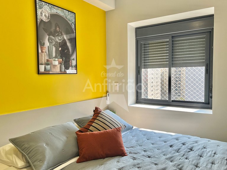 Apê Yellow 8º andar Allianz com ar e garagem