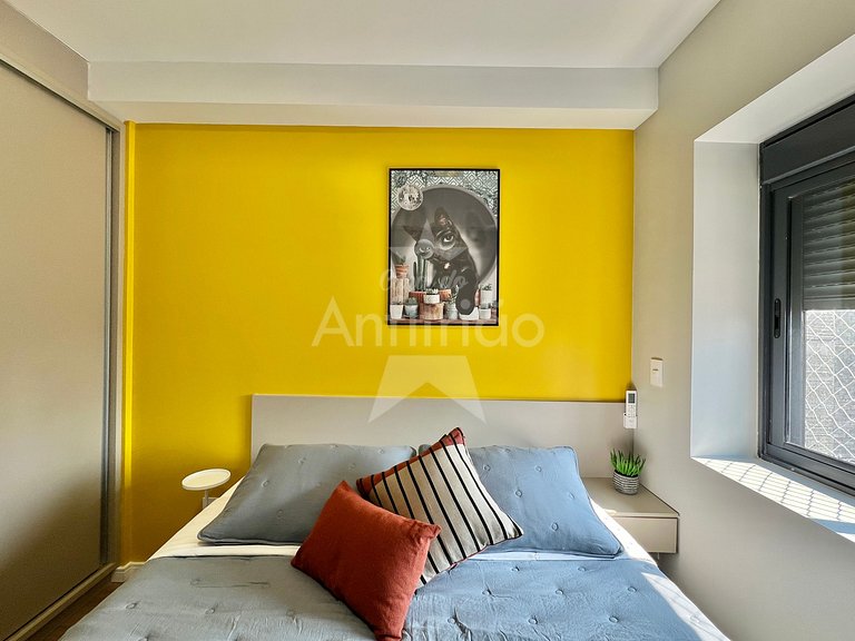 Apê Yellow 8º andar Allianz com ar e garagem