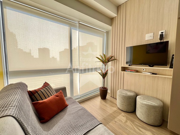 Apê Yellow 8º andar Allianz com ar e garagem